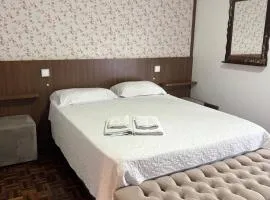 Hospedaria Gãstehaus Enzian
