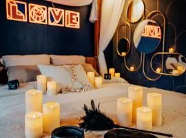 L'Eure de Luxure Loveroom Suite in Normandy