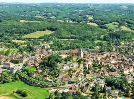 Apartment Historisches Gourdon by Interhome
