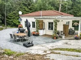 Holiday Home Wunderschönes Cottage Traum von Wald und Meer by Interhome