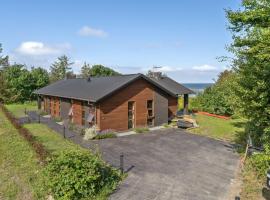 Holiday Home Andri - 600m to the fjord by Interhome, hotelli kohteessa Løgstør