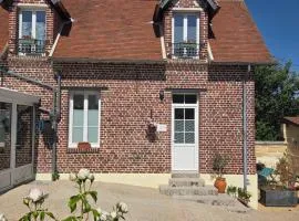 Logement entier indépendant- 2 à 4 pers - Parking clos - Terrasse