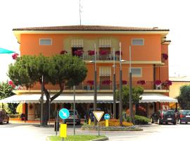 Hotel Azzurra, hotel en Colombare di Sirmione, Sirmione