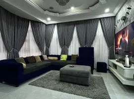 Luxury 3 bedroom Duplex Opic Estate - Airport PickUp, Fast Wi-Fi, Washing Machine