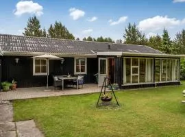 Holiday Home Linnea - from the sea by Interhome