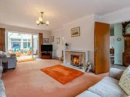 4 Bed in Halesworth oc-willho