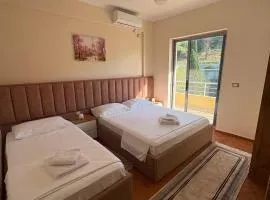 Kapo Apartments