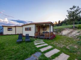 CAMPING VILLAGE Orsa Minore, hotel em Campo di Giove