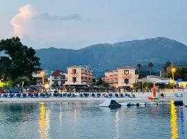 Akroyiali Resort, отель в Василиках