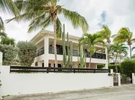 Bantopa Apartments