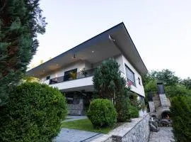 Villa Eterna
