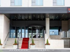 Radisson RED Galway, מלון בגאלווי
