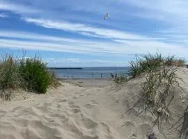 Retreat Near the Beach and Tønsberg Town