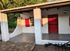 Firehouse self-catering cottage 7