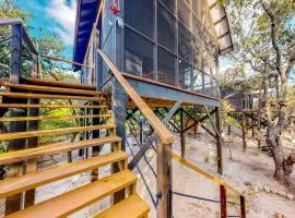 Three forest cabanas with verandas hammocks WiFi & partial AC - walk to beach