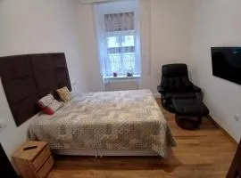 Friendly House