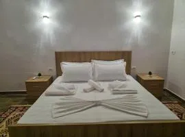 Guest House Demaj