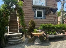 Rezo's Ranch Cottage