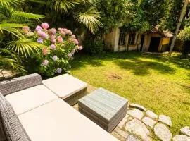 Casa Flower Lakeview Country House e Big Garden
