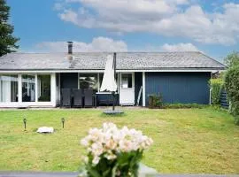 7 person holiday home in Holbæk-By Traum