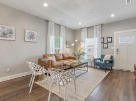 Tulsa Boho Bungalow | King Bed• Near Dtwn•EXPO•TU, hotel sa Tulsa