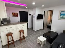 Apartment with Sea View, 5 Minutes from the Beach