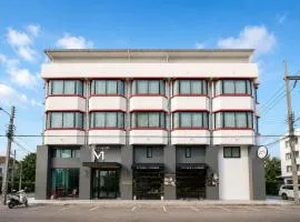 V1 boutique hotel
