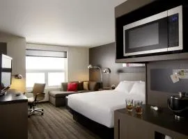 حياة هاوس إرفين/جون وين إيربورت