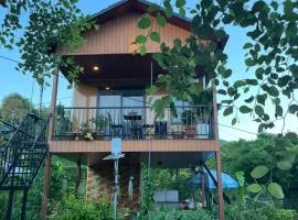 Táo House