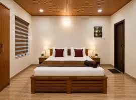 The Royal Pool Resort-Swimming Pool Resort, Varkala