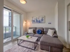 Cozy Condo in Downtown KW