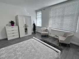 Watford Junction Stay