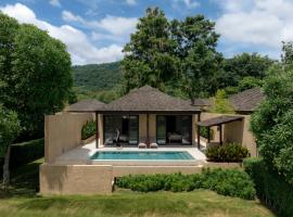 MUTHI MAYA Forest Pool Villa Resort - SHA Plus Certified, отель в городе Му-Си