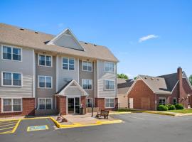 MainStay Suites Appleton Airport - Fox River Mall Area、アップルトンのホテル