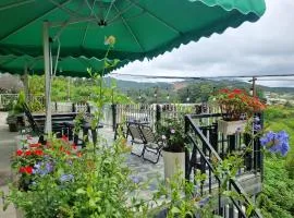 Nha Minh Homestay & Coffee