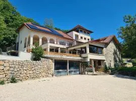 Le Vernay en Savoie - Petit Hôtel Nature