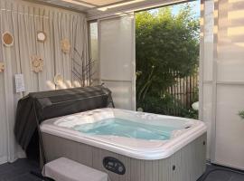 Logie & Wellness Moonlight, מלון בבראקל