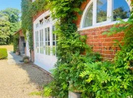 Stylish Coach House Retreat