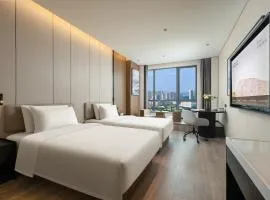 Atour Hotel Beihai Yintan Avenue Boya