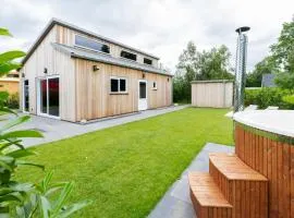 De Kuifkwekker met hottub | 4 personen