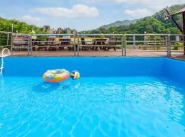 Chungju Palbong Glamping