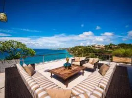 The Luxe Bali - Luxury 3 Bedroom Cliff Ocean Edge Villa Uluwatu