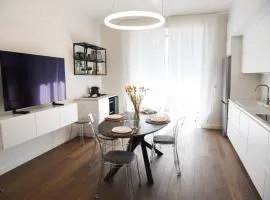 Sannazzaro' s Home Moderno appartamento in centro