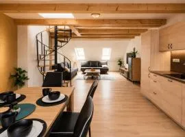 Ayni apartman