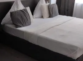 Prime Host Sophie Flair 2