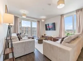 Plush Stay 2BR 2BA 4 Stops To Wembley Sleeps 8