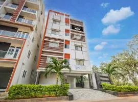 Super Townhouse Financial District Gachibowli Formerly Srinika Inn