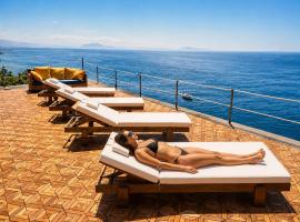 Villa Mansi - Deluxe Sea View Apartment Suites, Free Parking - Amalfi Coast, hótel í Ravello