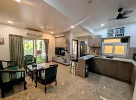 The Palm Retreat Luxe 1bhk Near Thivim Station