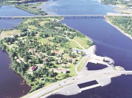 Huoneistohotelli Jokikeskus, alojamiento en la playa en Kemi